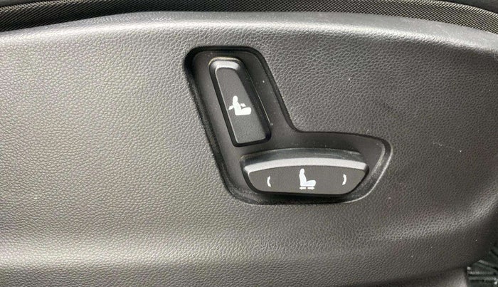 2019 MG HECTOR SHARP 1.5 DCT PETROL, Petrol, Automatic, 18,077 km, Driver Side Adjustment Panel