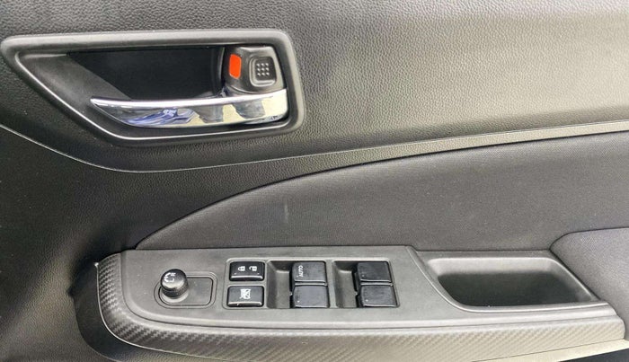 2024 Maruti Swift VXi, Petrol, Manual, 5,127 km, Driver Side Door Panels Control