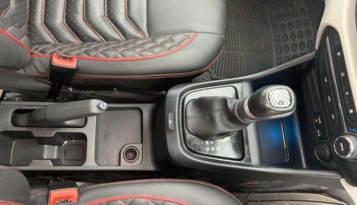 2024 Tata ALTROZ XTA, Petrol, Automatic, 8,032 km, Gear Lever