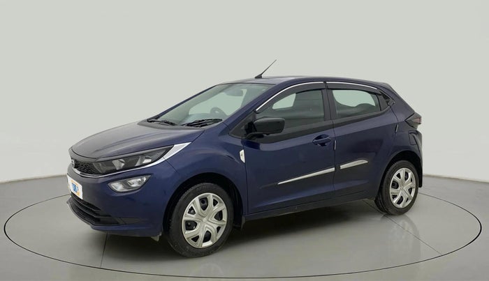 2024 Tata ALTROZ XTA, Petrol, Automatic, 8,032 km, Left Front Diagonal