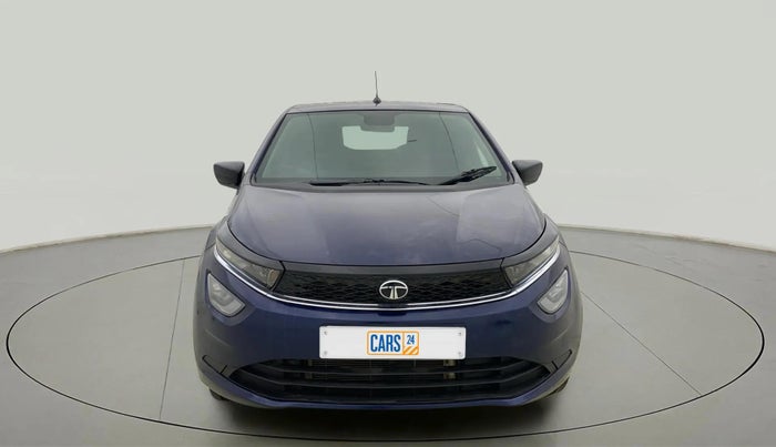 2024 Tata ALTROZ XTA, Petrol, Automatic, 8,032 km, Front