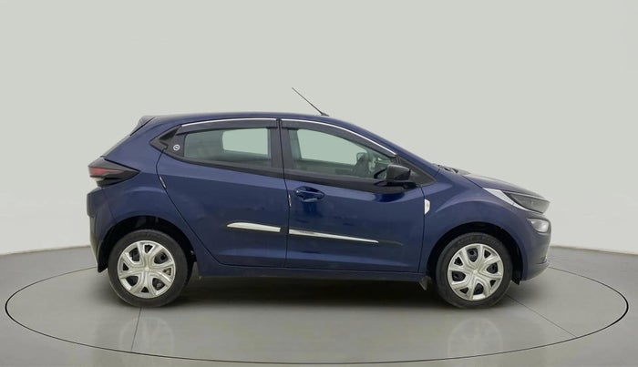 2024 Tata ALTROZ XTA, Petrol, Automatic, 8,032 km, Right Side View