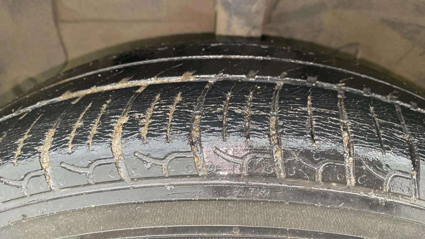 2018 Hyundai NEW SANTRO SPORTZ AMT, Petrol, Automatic, 30,152 km, Left Front Tyre Tread