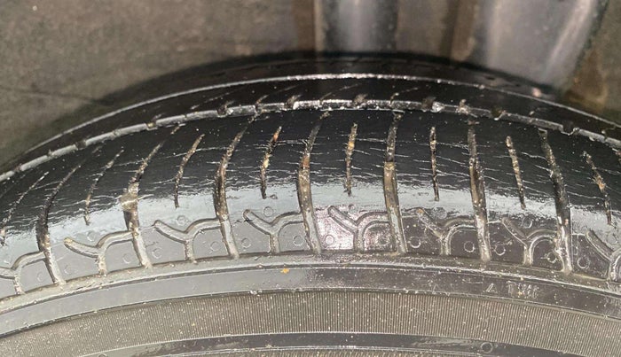 2018 Hyundai NEW SANTRO SPORTZ AMT, Petrol, Automatic, 30,035 km, Left Rear Tyre Tread