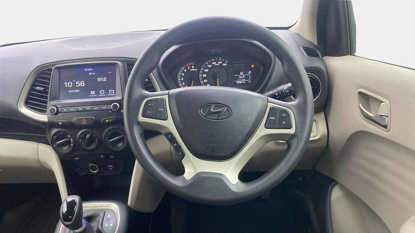2018 Hyundai NEW SANTRO SPORTZ AMT, Petrol, Automatic, 30,152 km, Steering Wheel Close Up