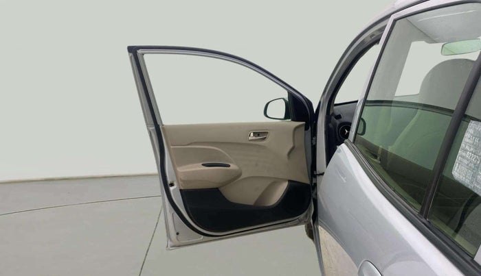 2018 Hyundai NEW SANTRO SPORTZ AMT, Petrol, Automatic, 30,035 km, LHS Front Door