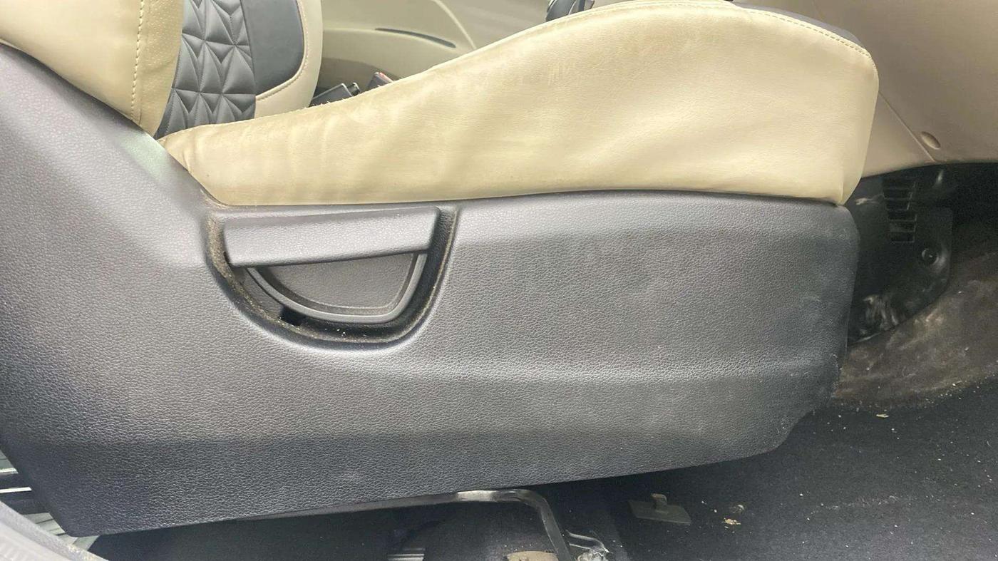 2018 Hyundai NEW SANTRO SPORTZ AMT, Petrol, Automatic, 30,152 km, Driver Side Adjustment Panel