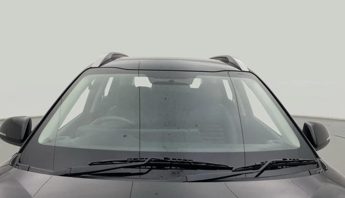 2022 KIA SONET HTK PLUS 1.0 IMT, Petrol, Manual, 23,957 km, Front Windshield