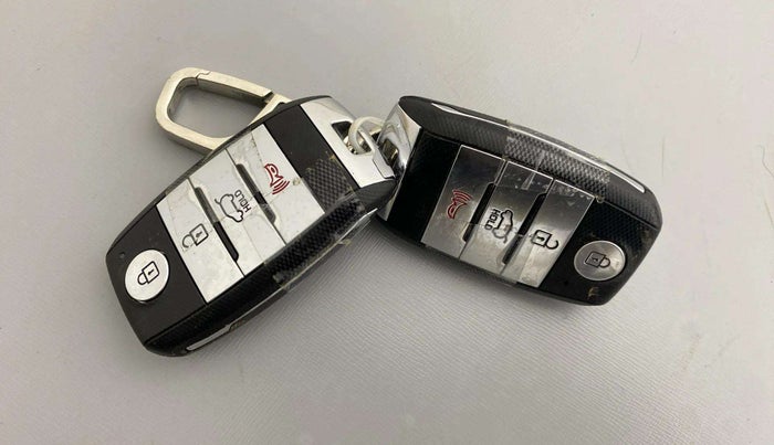 2019 KIA SELTOS HTX 1.5 PETROL, Petrol, Manual, 52,090 km, Key Close Up