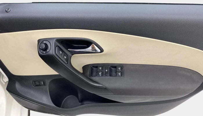 2019 Skoda Rapid AMBITION 1.6 MPI AT, Petrol, Automatic, 60,259 km, Driver Side Door Panels Control