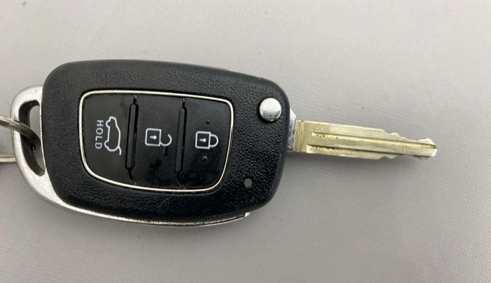 2022 Hyundai NEW I20 MAGNA 1.2 MT, Petrol, Manual, 17,707 km, Key Close Up