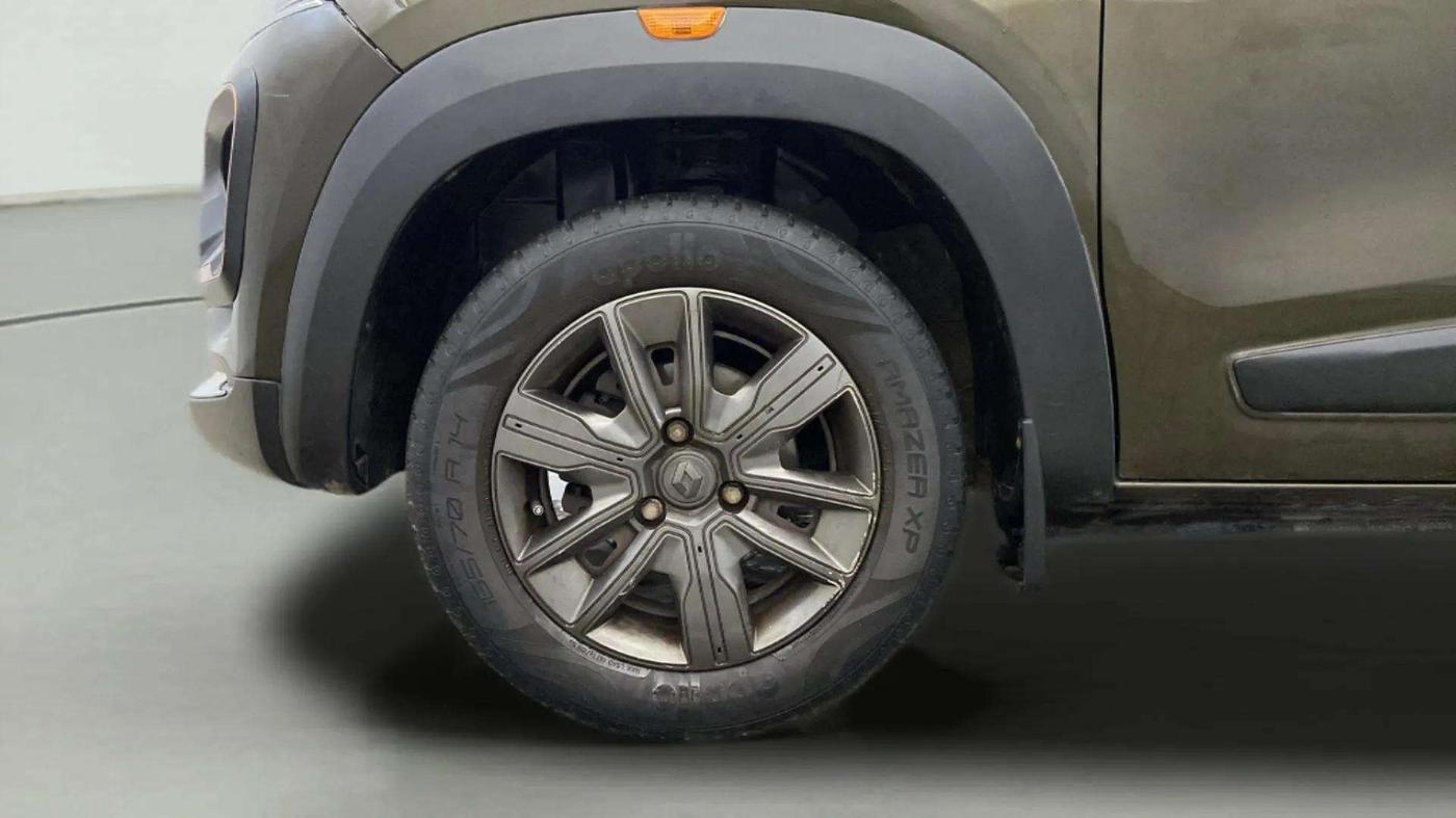 2020 Renault Kwid CLIMBER 1.0 AMT (O), Petrol, Automatic, 27,333 km, Left Front Wheel