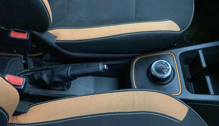 2020 Renault Kwid CLIMBER 1.0 AMT (O), Petrol, Automatic, 27,333 km, Gear Lever