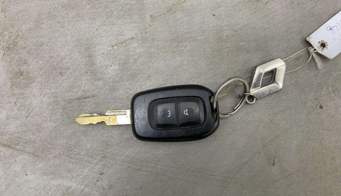 2020 Renault Kwid CLIMBER 1.0 AMT (O), Petrol, Automatic, 27,333 km, Key Close Up