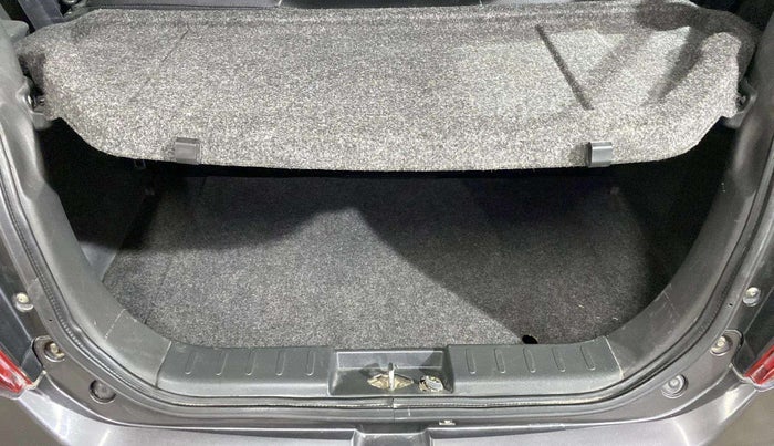 2016 Maruti Alto K10 VXI, Petrol, Manual, 26,245 km, Boot Open Zoomed View