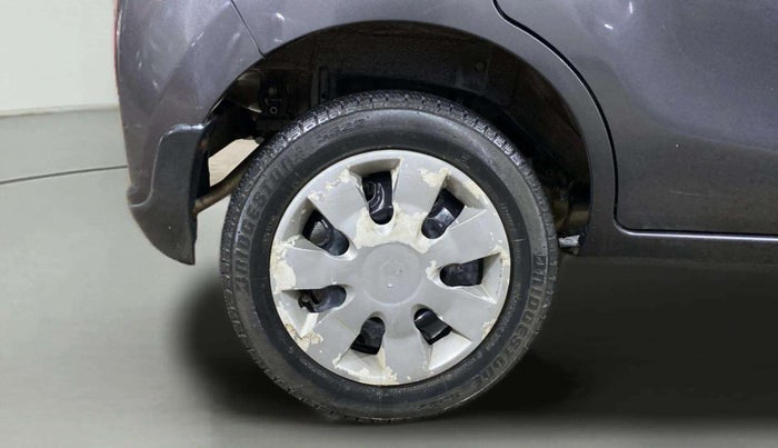 2016 Maruti Alto K10 VXI, Petrol, Manual, 26,245 km, Right Rear Wheel