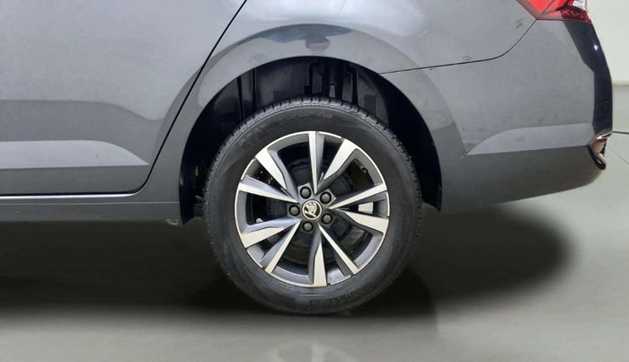 2024 Skoda SLAVIA STYLE 1.0L TSI MT, Petrol, Manual, 26,165 km, Left Rear Wheel