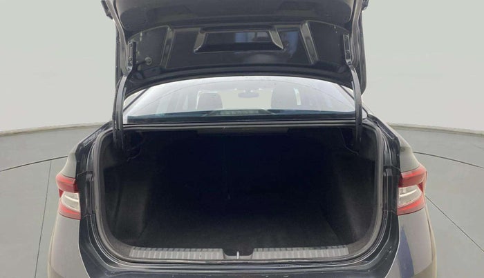 2024 Skoda SLAVIA STYLE 1.0L TSI MT, Petrol, Manual, 26,165 km, Boot Inside