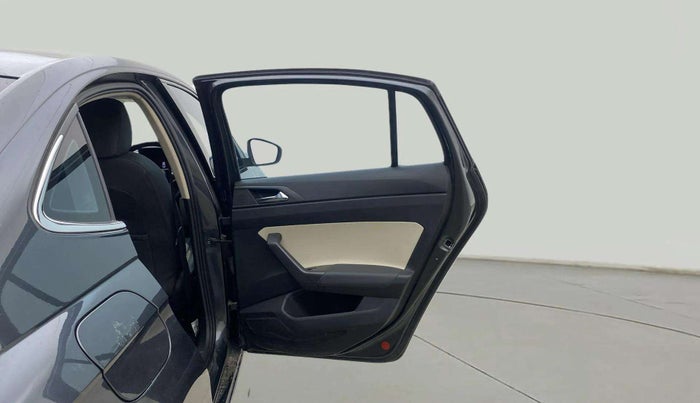 2024 Skoda SLAVIA STYLE 1.0L TSI MT, Petrol, Manual, 26,165 km, RHS Rear Door