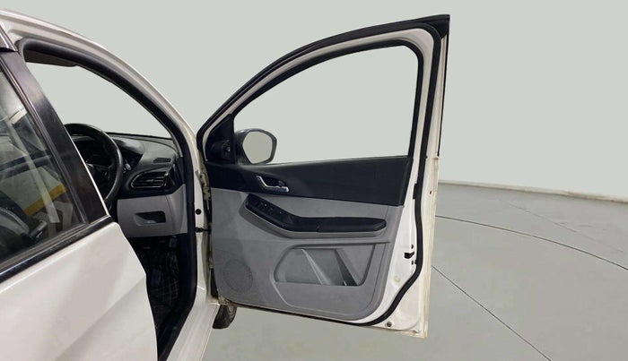 2021 Tata Tiago XZ PLUS PETROL, Petrol, Manual, 20,835 km, RHS Front Door