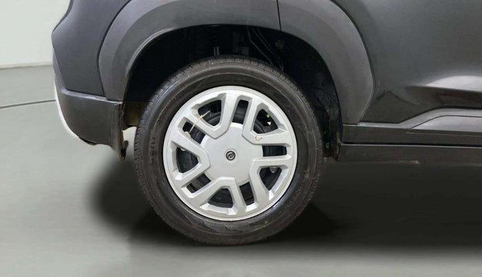 2022 Nissan MAGNITE XL, Petrol, Manual, 46,651 km, Right Rear Wheel