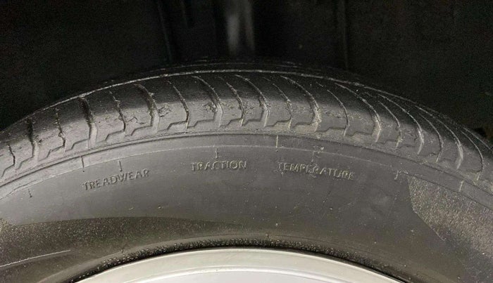 2022 Nissan MAGNITE XL, Petrol, Manual, 46,651 km, Left Rear Tyre Tread