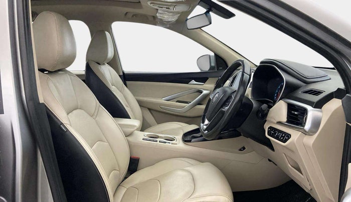 2021 MG HECTOR SHARP 1.5 DCT PETROL, Petrol, Automatic, 73,028 km, Right Side Front Door Cabin
