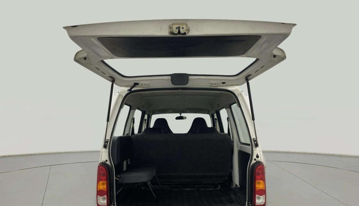 2022 Maruti Eeco 5 STR AC (O), Petrol, Manual, 26,075 km, Boot Door Open