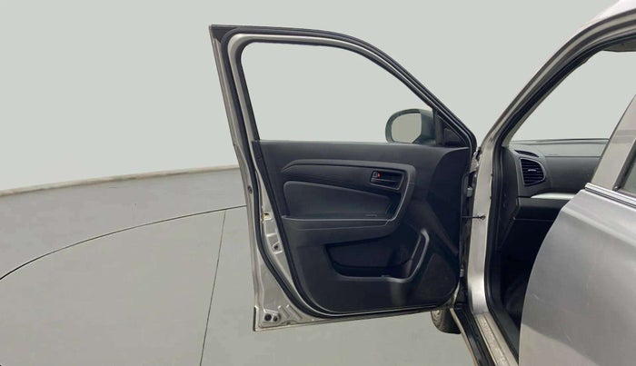 2020 Maruti Vitara Brezza LXI, Petrol, Manual, 64,648 km, LHS Front Door