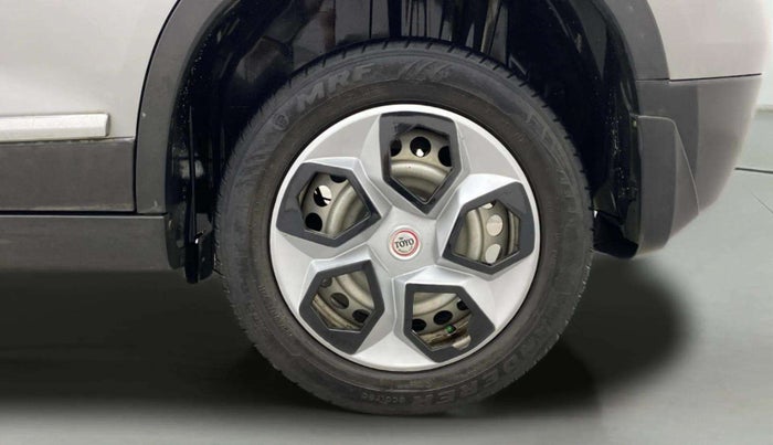 2020 Maruti Vitara Brezza LXI, Petrol, Manual, 64,648 km, Left Rear Wheel