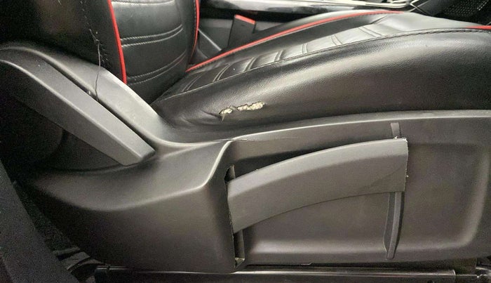 2021 Tata Harrier XTA PLUS 2.0L KRYOTEC DARK EDITION, Diesel, Automatic, 72,452 km, Driver Side Adjustment Panel