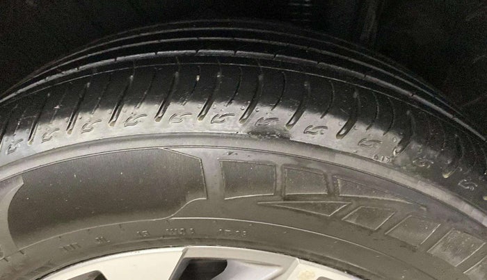 2023 Hyundai Tucson SIGNATURE 2.0 AT DIESEL, Diesel, Automatic, 21,185 km, Right Rear Tyre Tread