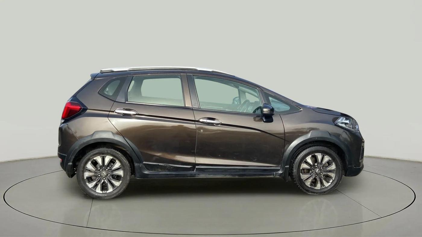 2020 Honda WR-V 1.5L I-DTEC VX MT, Diesel, Manual, 86,870 km, Right Side View