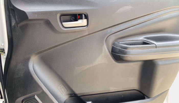 2023 Maruti Celerio ZXI, Petrol, Manual, 38,228 km, Driver Side Door Panels Control