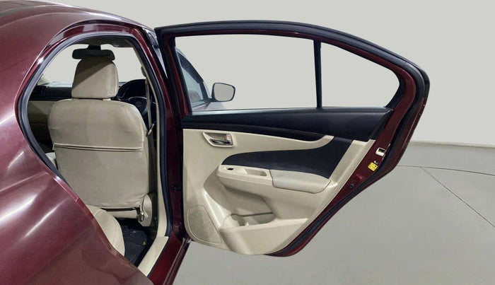 2016 Maruti Ciaz VXI (O), Petrol, Manual, 61,267 km, RHS Rear Door