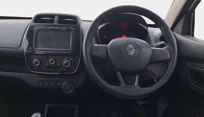 2017 Renault Kwid RXT 1.0 AMT (O), Petrol, Automatic, 89,708 km, Steering Wheel Close Up