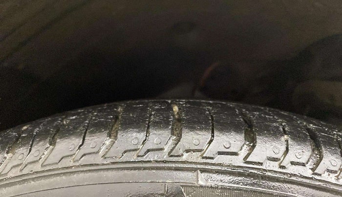 2021 Hyundai NEW I20 SPORTZ 1.2 AT, Petrol, Automatic, 17,241 km, Left Rear Tyre Tread