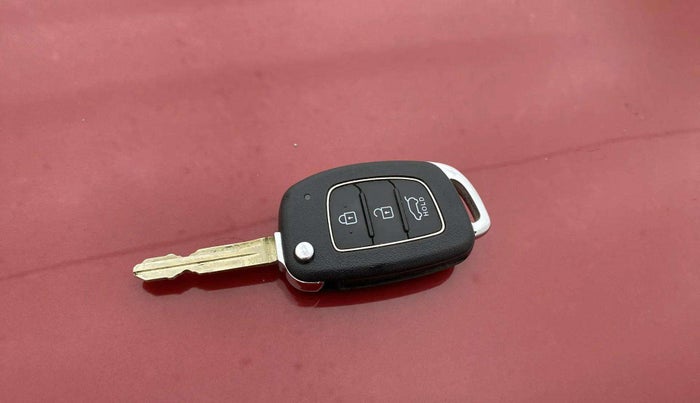 2021 Hyundai NEW I20 SPORTZ 1.2 AT, Petrol, Automatic, 17,241 km, Key Close Up