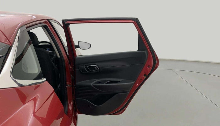 2021 Hyundai NEW I20 SPORTZ 1.2 AT, Petrol, Automatic, 17,241 km, RHS Rear Door