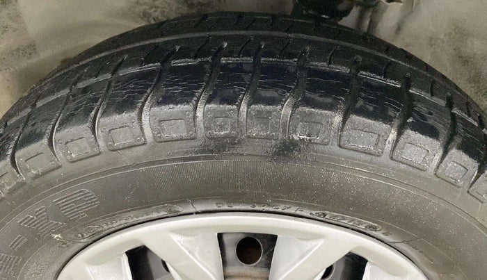 2013 Maruti Alto 800 LXI, Petrol, Manual, 18,715 km, Left Rear Tyre Tread