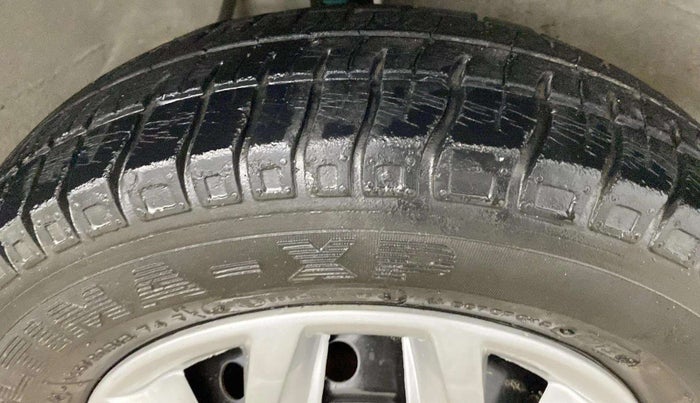 2013 Maruti Alto 800 LXI, Petrol, Manual, 18,715 km, Right Front Tyre Tread