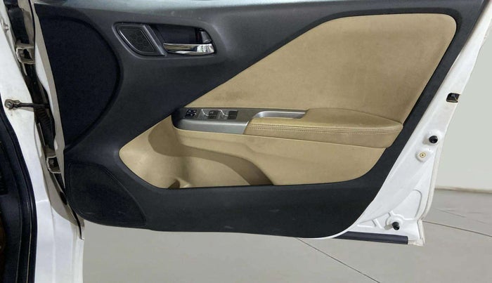 2015 Honda City 1.5L I-VTEC VX CVT, Petrol, Automatic, 56,798 km, Driver Side Door Panels Control