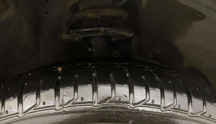 2018 Maruti Dzire ZDI PLUS AMT, Diesel, Automatic, 48,588 km, Right Front Tyre Tread