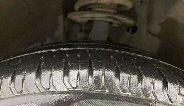 2018 Maruti Dzire ZDI PLUS AMT, Diesel, Automatic, 48,588 km, Left Front Tyre Tread