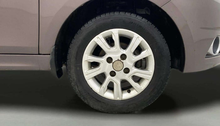 2017 Tata Tiago XZ PETROL, Petrol, Manual, 87,716 km, Right Front Wheel