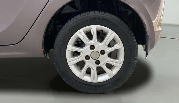 2017 Tata Tiago XZ PETROL, Petrol, Manual, 87,716 km, Left Rear Wheel