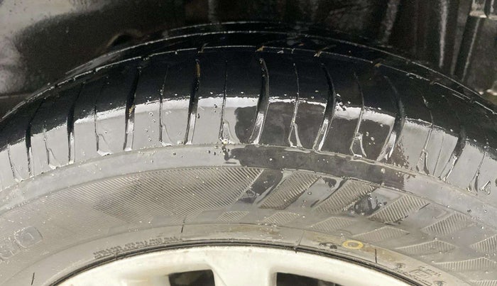 2017 Tata Tiago XZ PETROL, Petrol, Manual, 87,716 km, Left Rear Tyre Tread