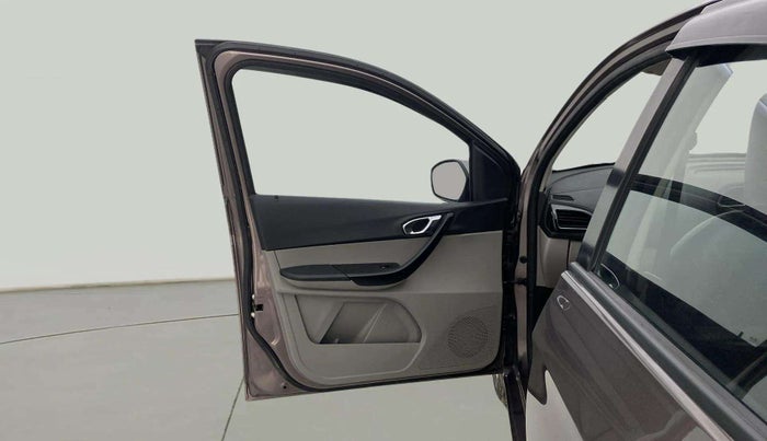 2017 Tata Tiago XZ PETROL, Petrol, Manual, 87,716 km, LHS Front Door