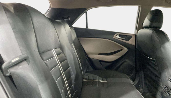 2019 Hyundai Elite i20 SPORTZ PLUS 1.2, Petrol, Manual, 47,276 km, Right Side Rear Door Cabin
