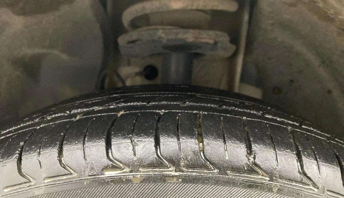 2017 Tata TIGOR XT PETROL, Petrol, Manual, 70,394 km, Left Front Tyre Tread